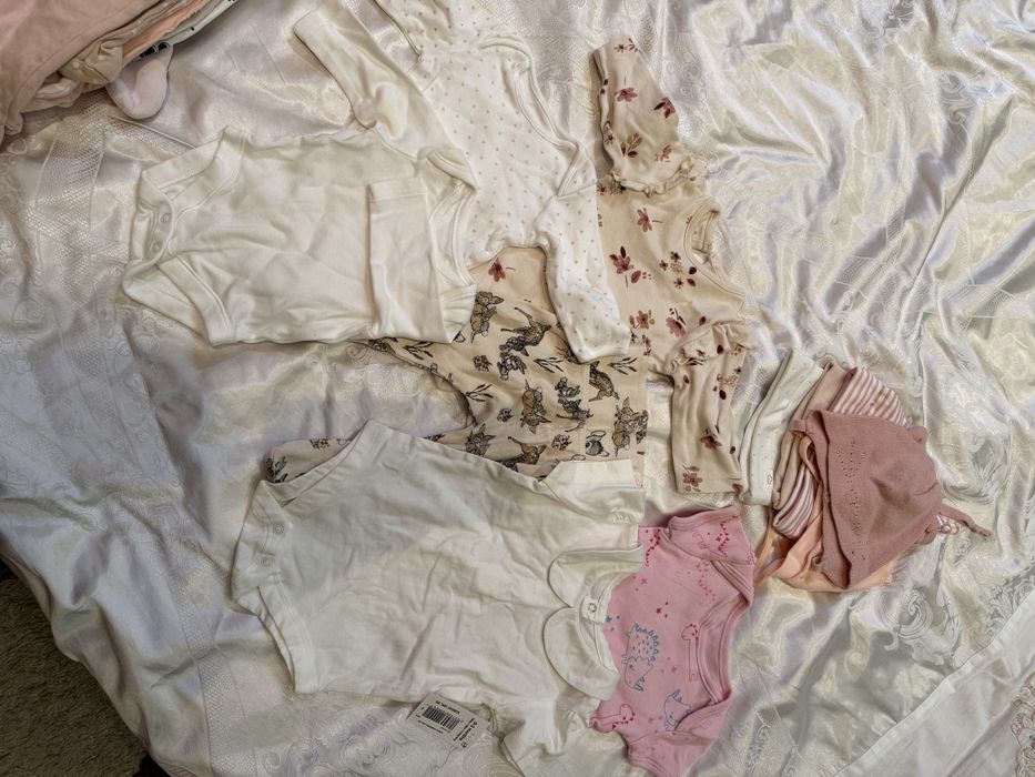 лот речей на дівчинку 0-3