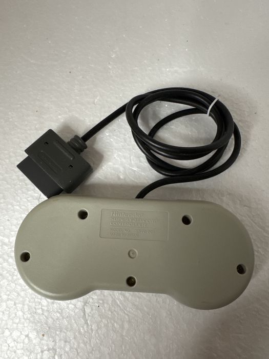 Kontroler pad do Nintendo Super Famicom / Super Nintendo SNES