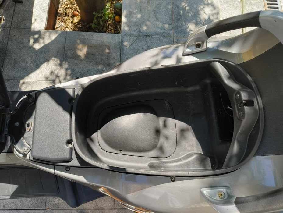Piaggio X Evo 125