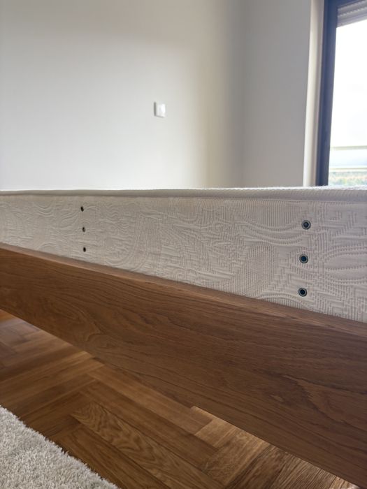 Vendo 2 camas solteiro, com estrado