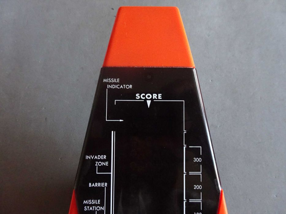 Antiga consola Gakken LSI Game Invader 2000