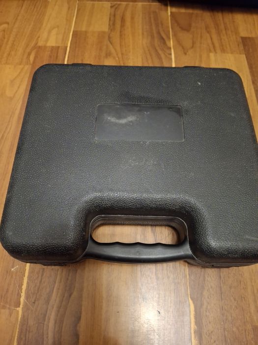 Ударный гайковерт 12в