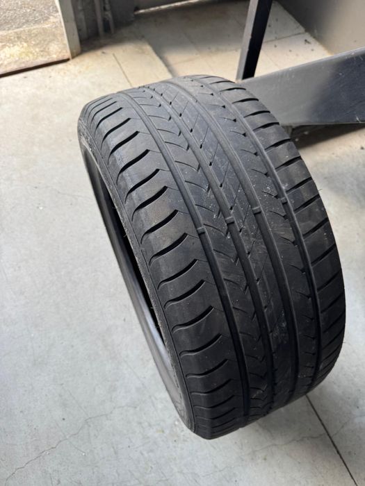 Pneu Goodyear jante 18