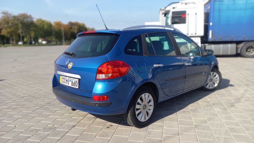 RENAULT Clio Grand Tour АКПП+LPG 2008