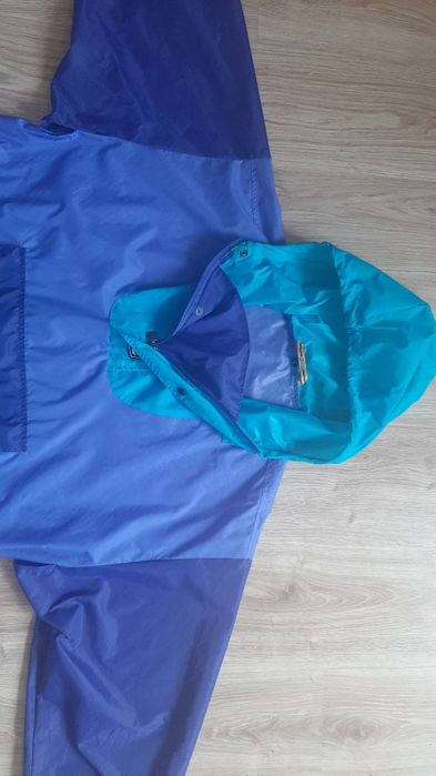 Продам  ветровки  р . L- Xl, XXL.