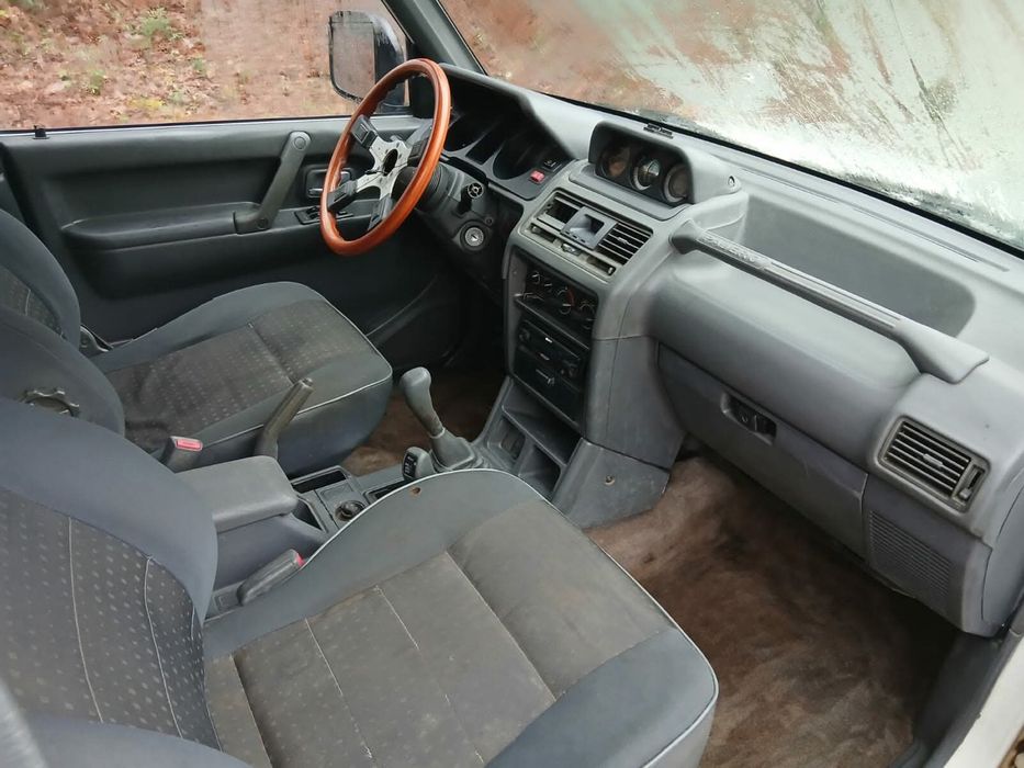 Mitsubishi pajero mk2 2.5td