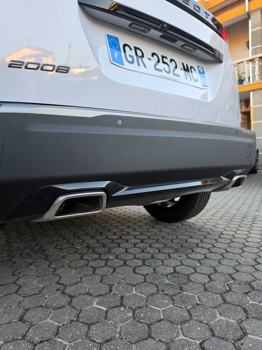 Peugeot 2008 ii facelift 1.2i 130cv EAT8 ALLURE