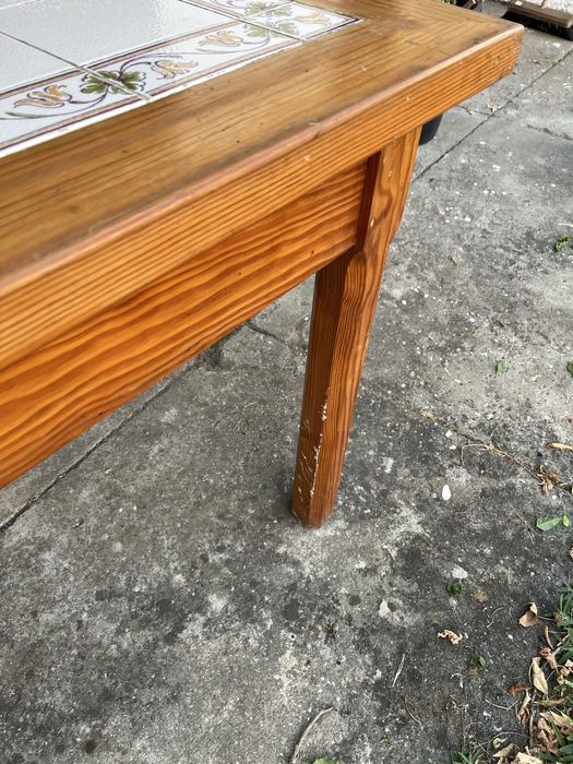 Mesa grande para tainadas