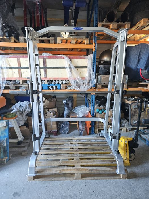 Suwnica Smitha MultiPower OLYMP G 026-1  z obciążonym  gryfem