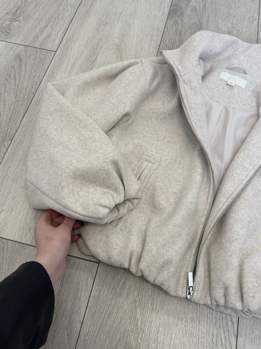 Бомбер від Zara S