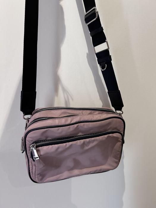 Mala de tiracolo Nylon rosa velho