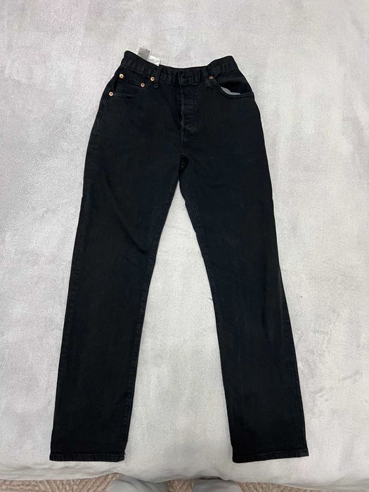 Джинси чорні levi's levis 501 high rise straight leg crop jeans