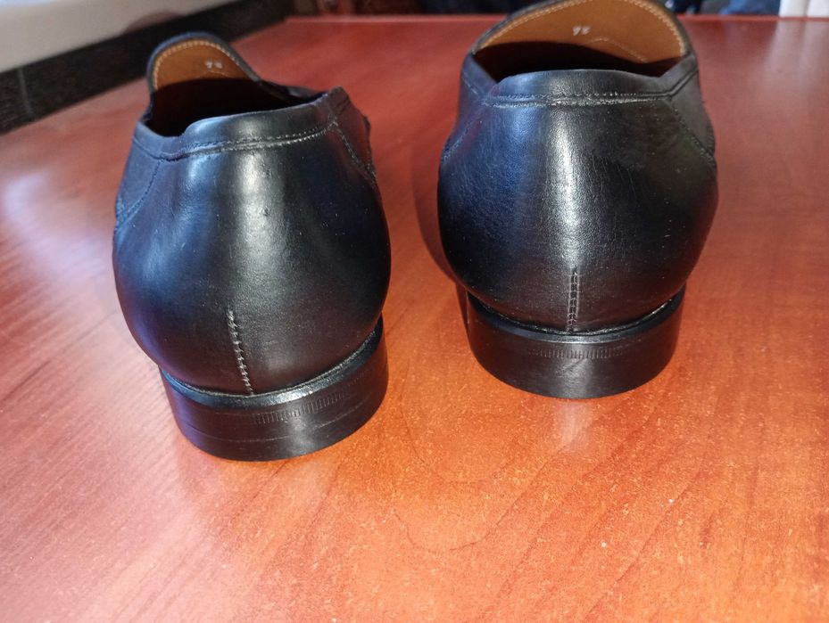 Чоловічі шкіряні туфлі розмір 41,5 (7 1/2) Італія