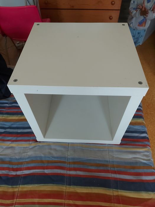 Cubo de parece ou chão