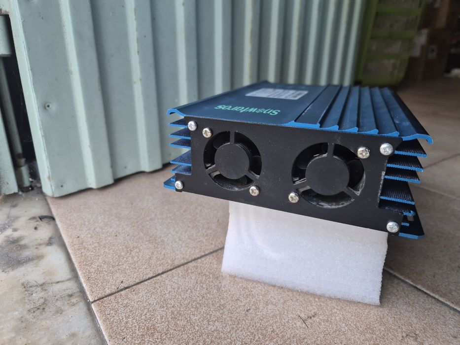 Novo  inversor 600W solar