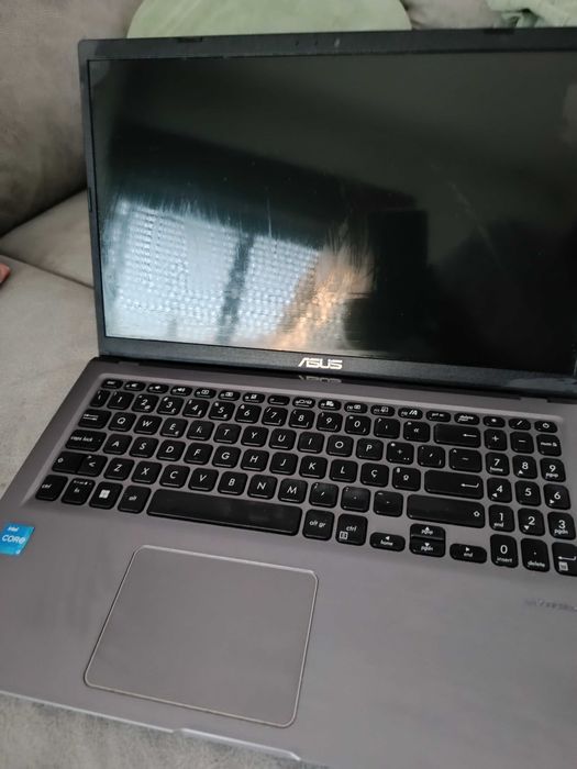 Portátil Asus como Novo