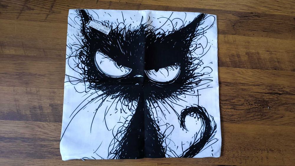 komplet 4 poszewki na poduszki jaśki 45 x 45 cm z motywem koty