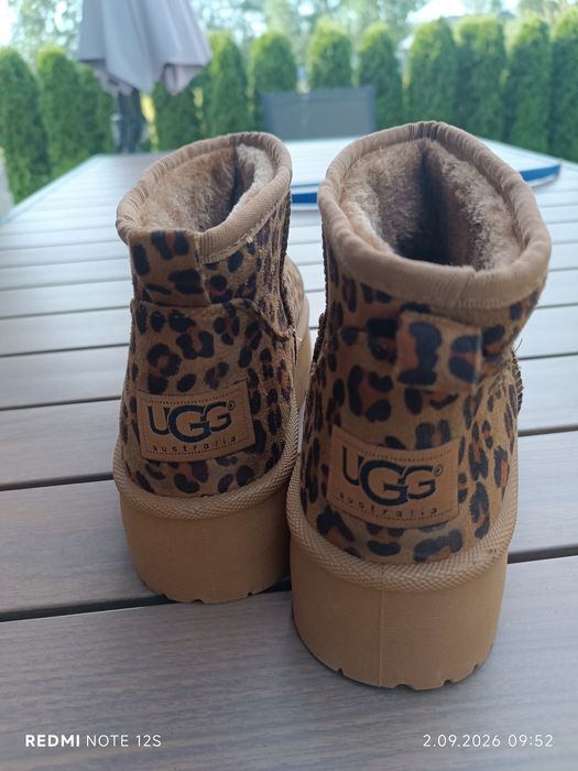 Buty UGG na platformie