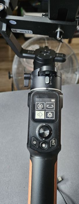 Sprzedam gimbal do kamery, aparatu .