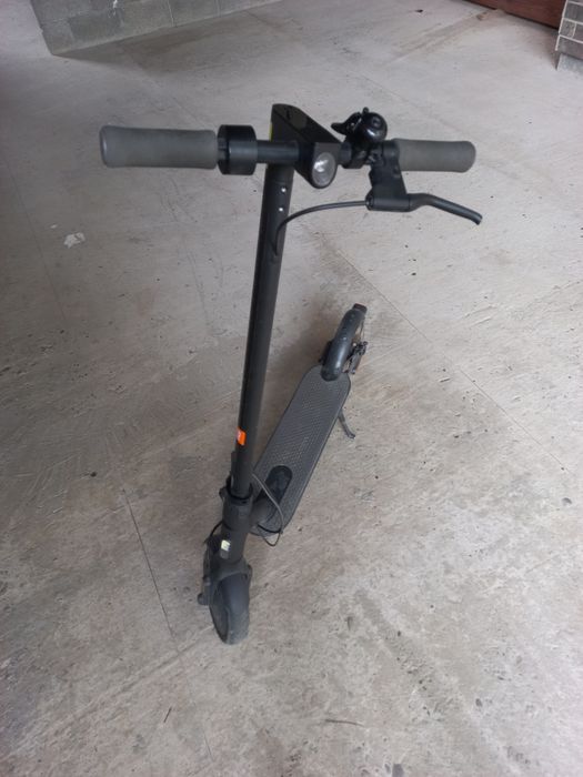 Електросамокат Xiaomi Mi Electric Scooter Essential Black