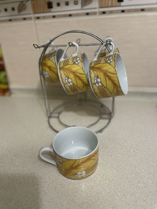 Набори чашок продам. Бу.