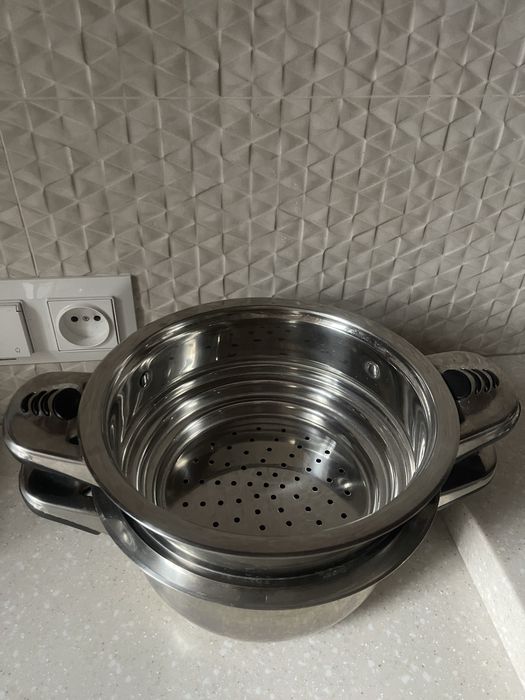 Пароварка з трійним дном