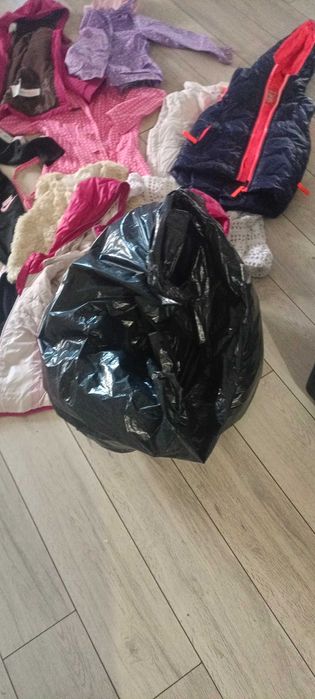 Ubrania dziewczynka 116-122 dres nike