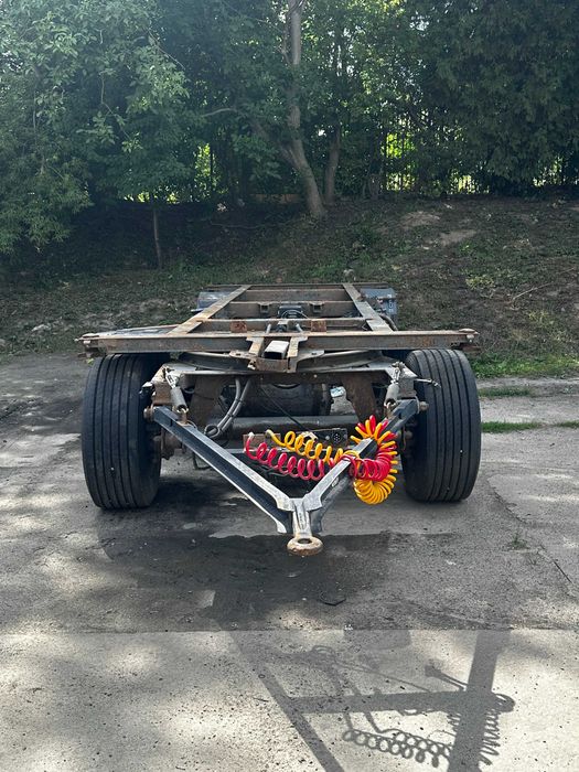 причіп контейнеровоз на кругу SCHMITZ CARGOBULL