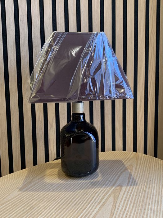 Candeeiro garrafa uisque Old Parr peça única lampadas led.