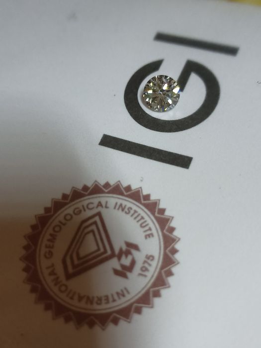 Продам бриллиант 1.04ct.