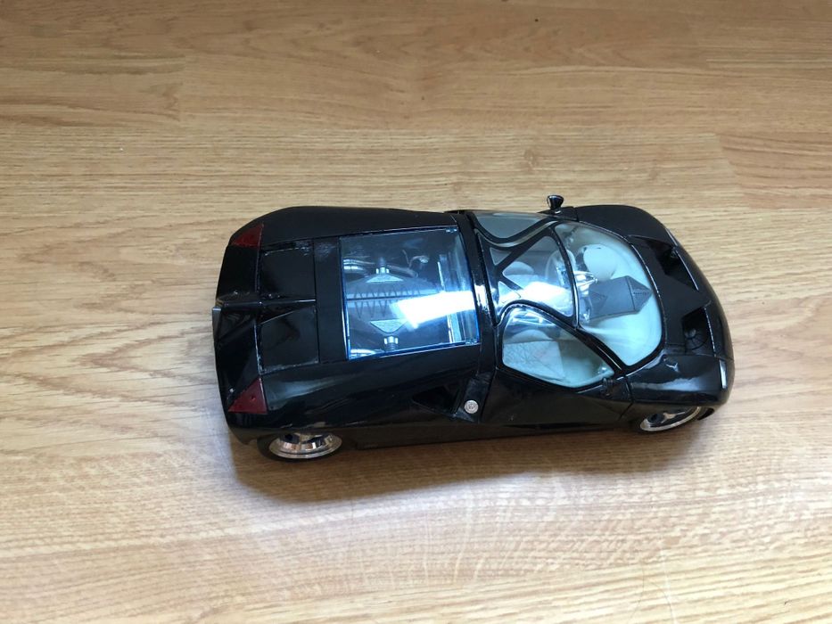 Miniatura FORD GT90 1/18