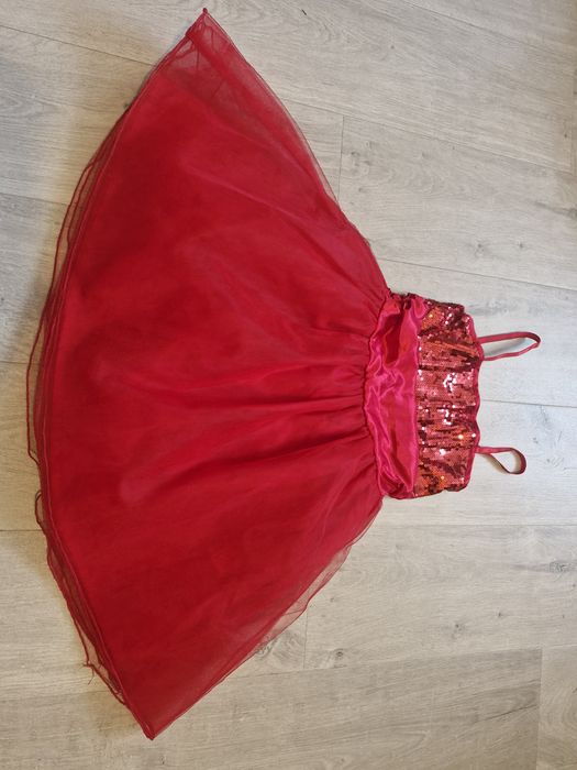 Sukienka czerwona elegancka cekiny tiul Bal karnawał KappAhl r.134-140