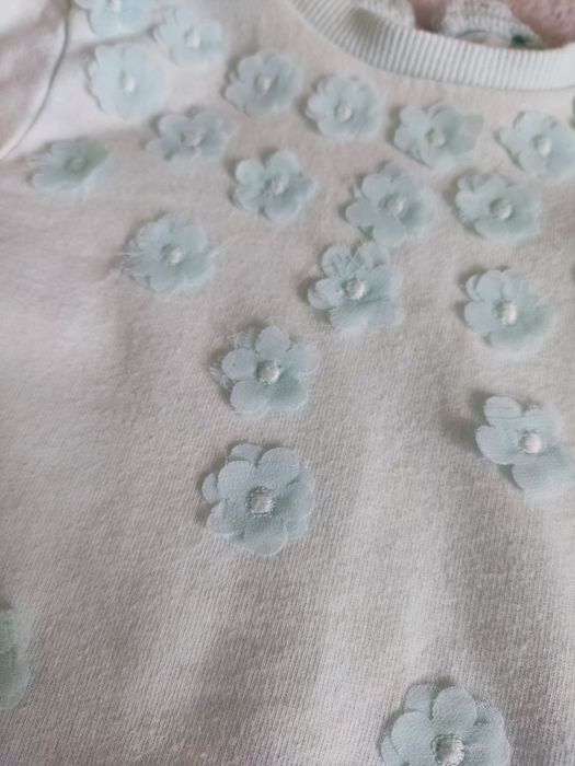 Sweter sweterek rozm 68 F&F Kwiatki