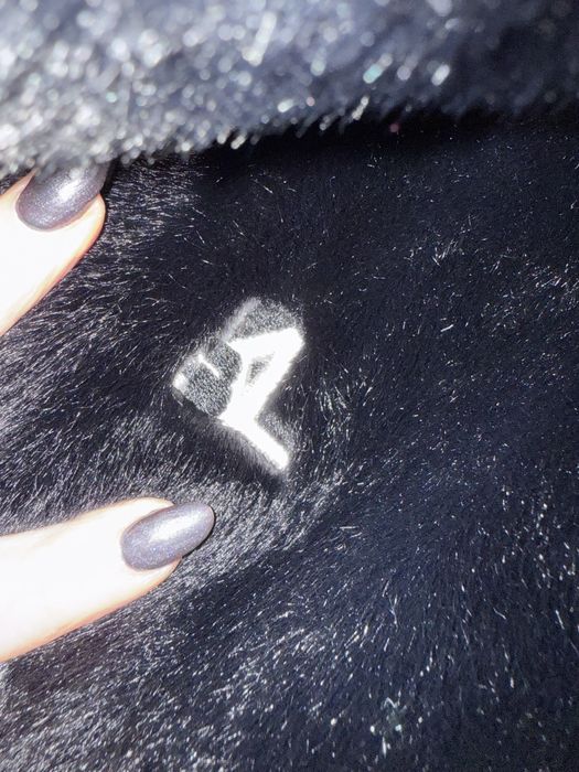 Czarne futerko Karl Lagerfeld m/l