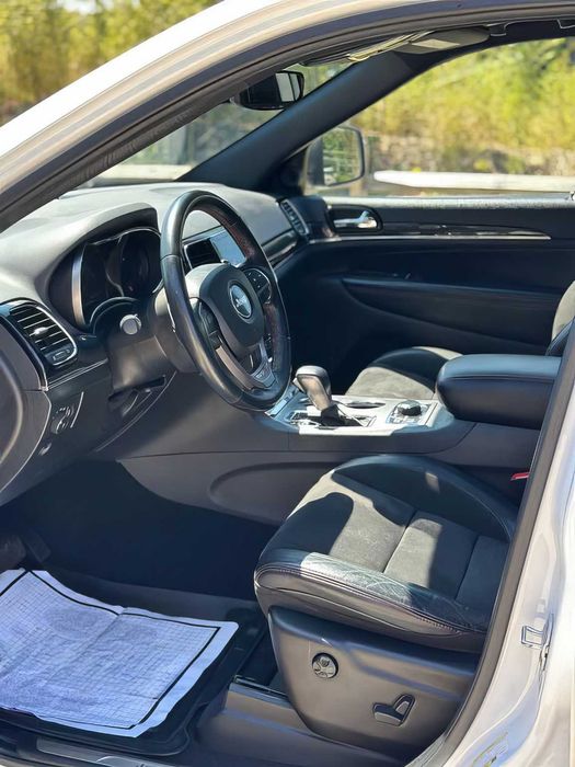 Jeep Grand Cherokee Trailhawk      2021