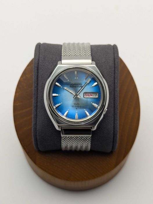 Seiko 5 Actus 6106-7700 Light Blue Dial