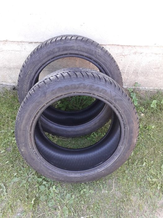 Opony zimowe 235/45r17 Good Year Ultra Grip Performance