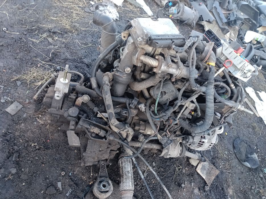 Okazja fiat 1.9 JTD silnik z osprzętem i skrzynią biegów stan bardzo d