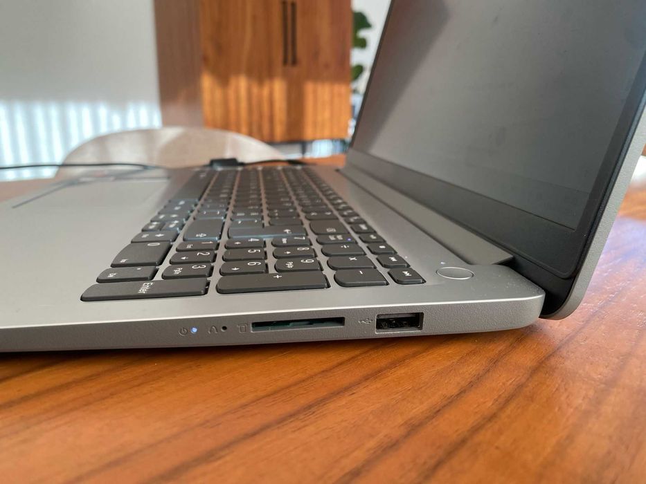 PC portátil LENOVO IDEAPAD1 15ALC-678/16 GB RAM/1 TB SSD/ como novo