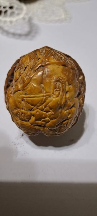 Nozes esculpidas á mão chinesas