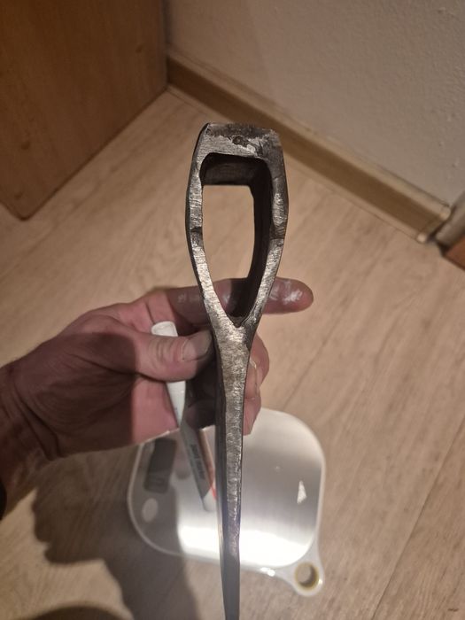 Австрійська Сокира