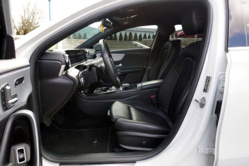 Mercedes-Benz A-class      2021
