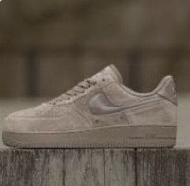 Кросівки nike замшиві