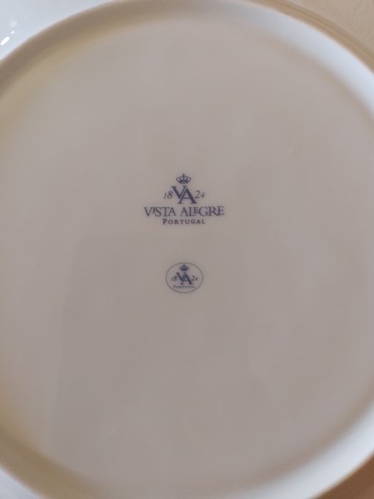 Prato em porcelana Vista Alegre