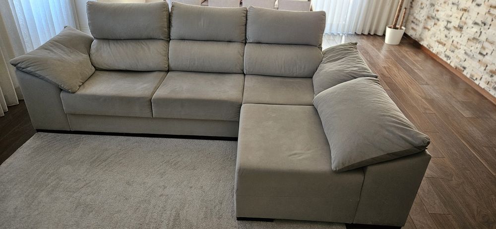 Sofá com chaise longue 2.70 cumprimento x 1.80 largura