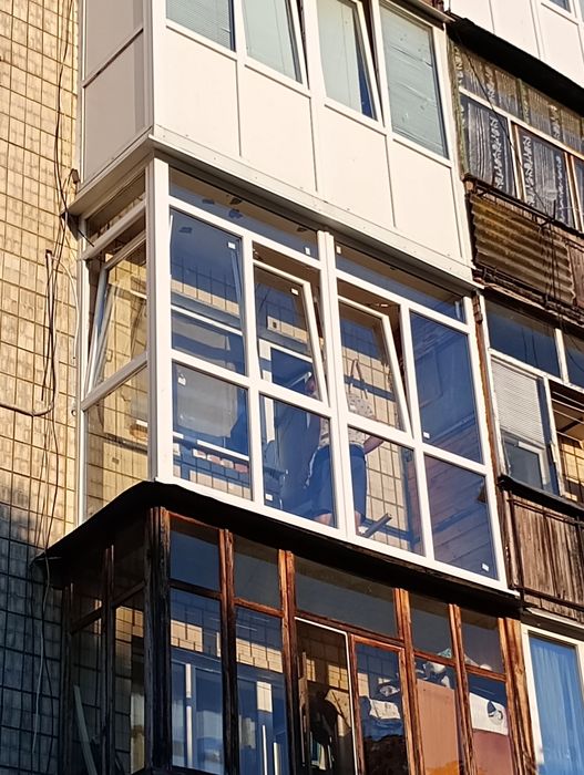 Знижки -35% єВідновлення Балкони з виносом , вікна, двері, лоджії