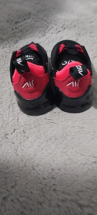 Sapatilha nike air270