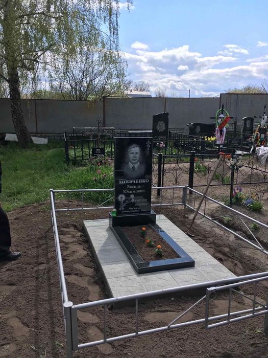 Пам’ятники Бровари Найдешевші в регіоні!