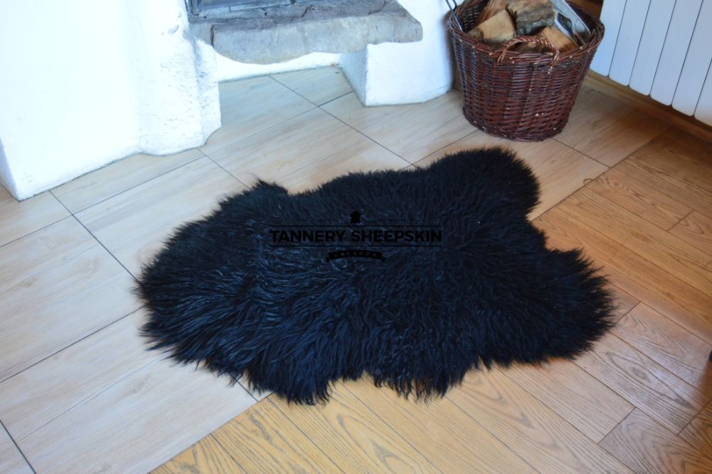 Skóra Jagnięca Island Czarny Kręcony Włos 90-110 cm Naturalna