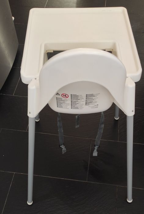 Cadeira de Alimentação com capa e tabuleiro IKEA